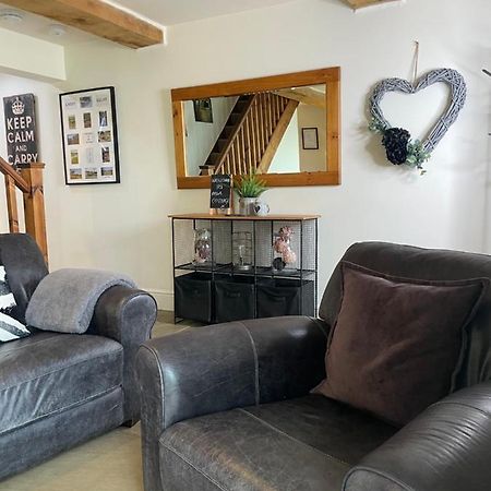 Mia Cottage Кийли Екстериор снимка