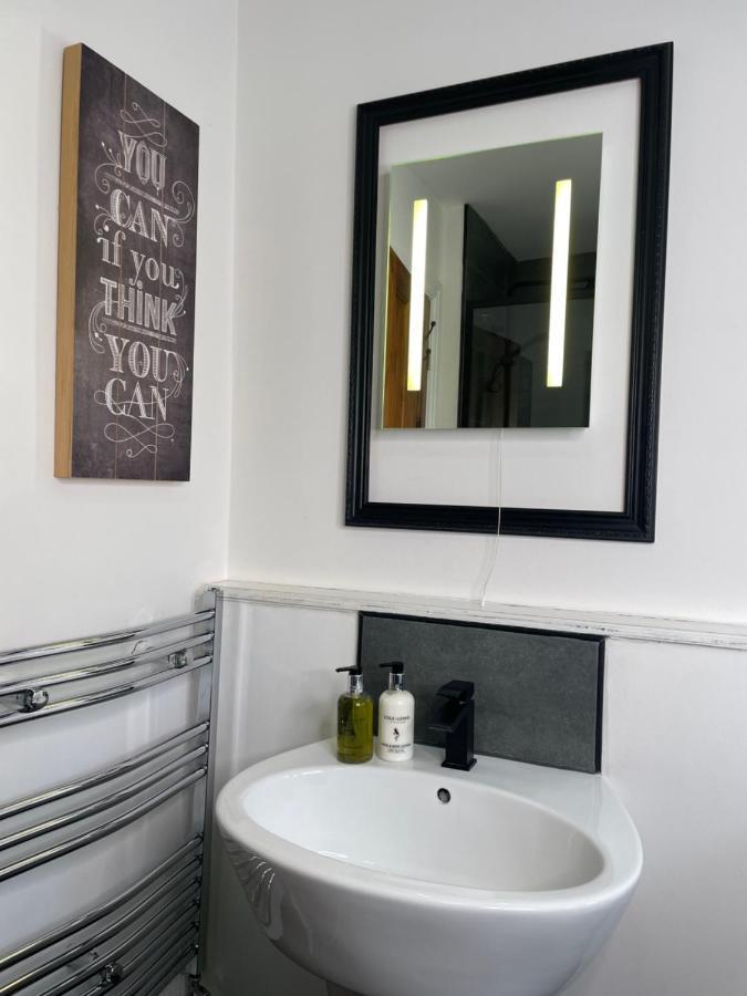 Mia Cottage Кийли Екстериор снимка